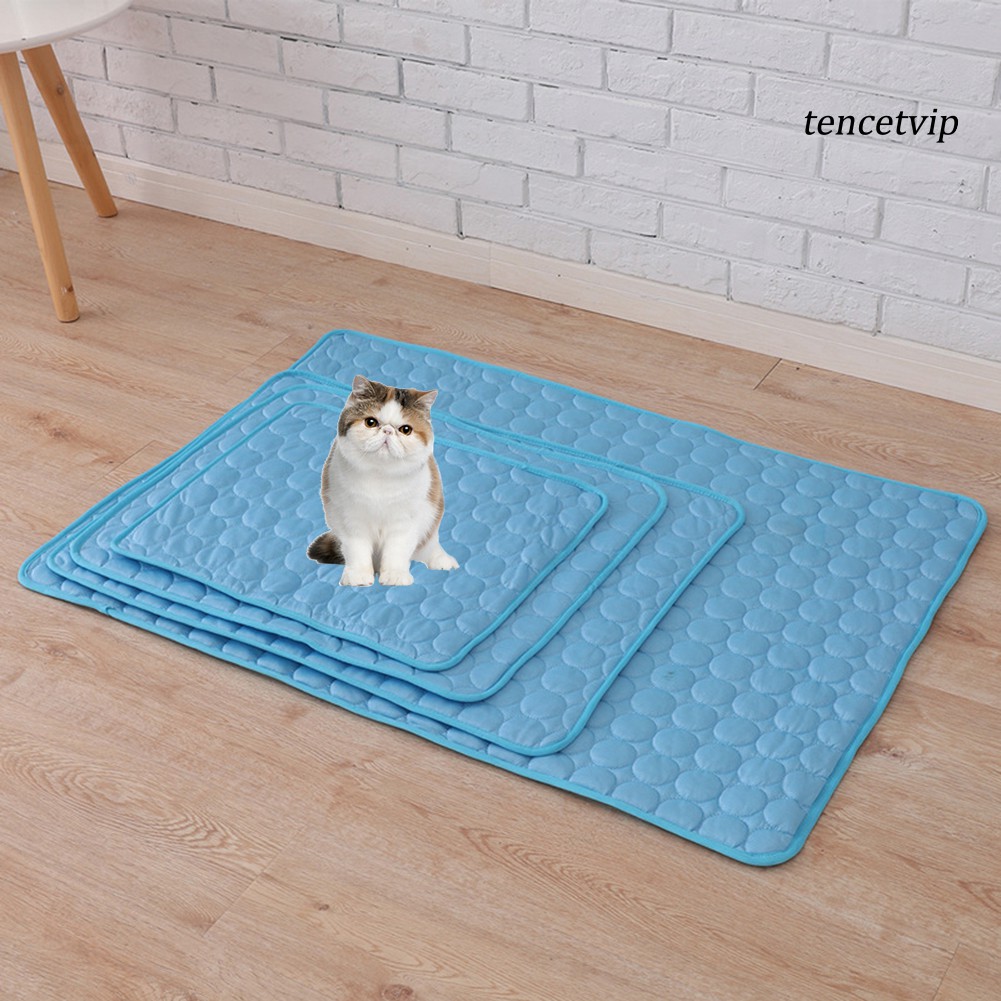 Thảm làm mát lót sàn tiện dụng cho thú cưng