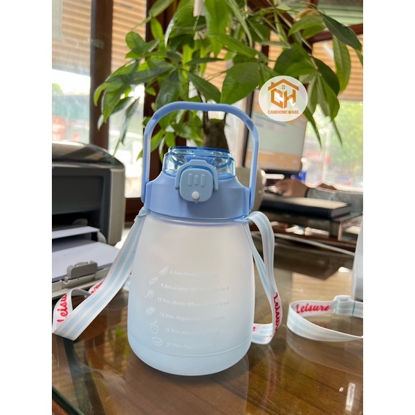 Bình Nước Bầu Có Ống Hút Kèm Dây Đeo Cực Tiện Lợi Dễ Thương Dung Tích 1300ml