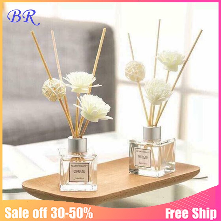 Tinh dầu thơm phòng kiểu dáng sang trọng.