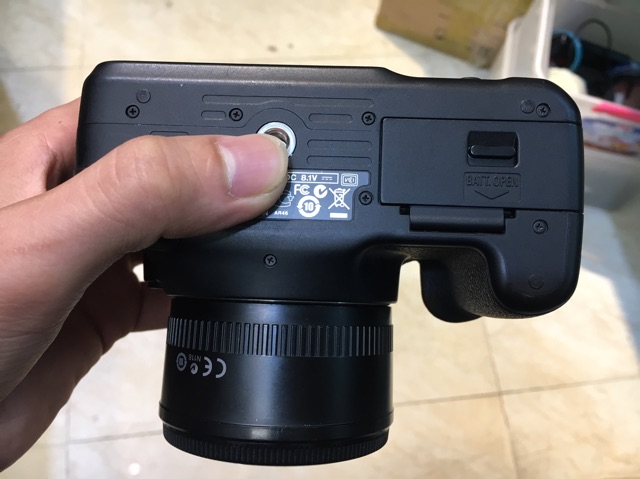 Máy ảnh Canon 550D kèm fix canon 50 f1.8 ii