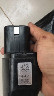 Pin Hitachi 12V(vỏ pin)