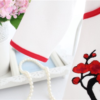Váy tết điệu cho bé gái