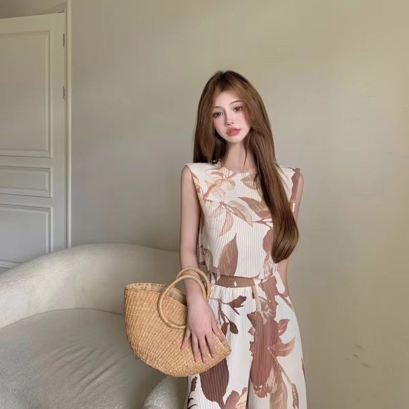 Set Áo Thun Không Tay Và Quần Dài Ống Rộng Thời Trang Cho Nữ