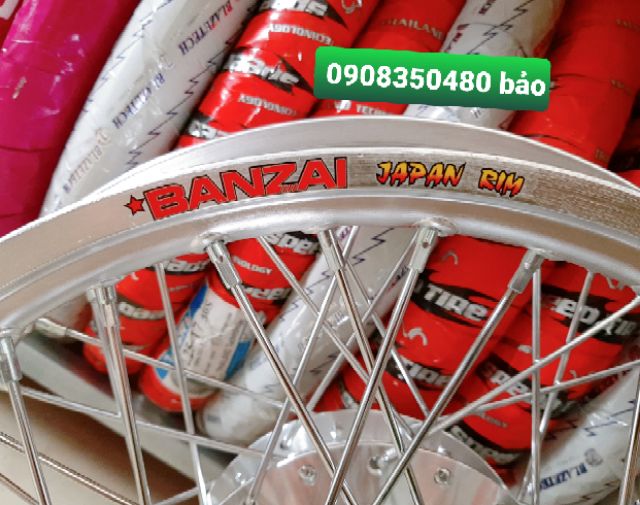 Bánh căm xe  EXCITER đời 2010 và SIRURS  đĩa gồm  niềng nhôm BANZAI 1.4/1.4