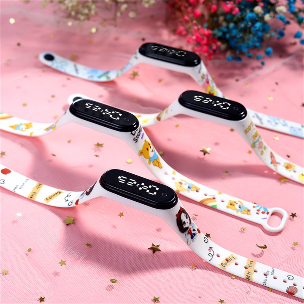 Còn Hàng Kỹ Thuật Số Đèn Led Đồng Hồ Unisex Phong Cách Mới Đồng Hồ Led Chống Thấm Nước In Hình Hoạt Hình Dây Đeo Trẻ Em Sinh Viên Điện Tử Đơn Giản Vòng Tay Thể Thao cá Tuyết