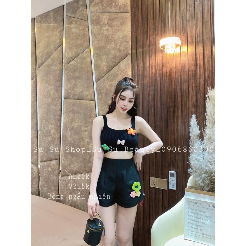 Áo 2 dây xốp đính 3 bông hoa nhỏ bên cực xinh , chất thun xốp dày dặn thy