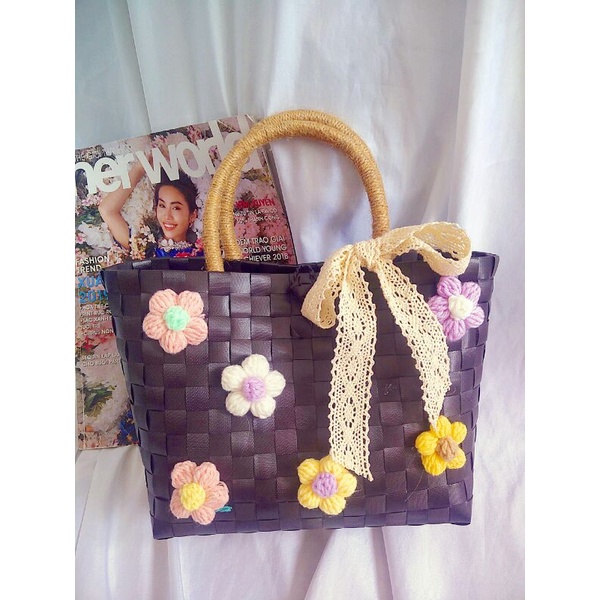 Giỏ xách đính hoa xinh xắn túi đan Handmade