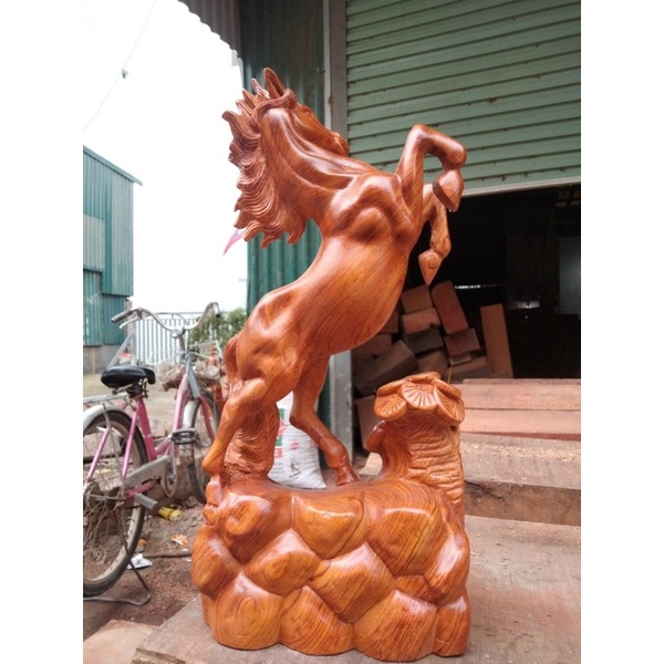 [GIA RE] Tượng con ngựa gỗ hương (cao 40 ngang 22 sâu 12)