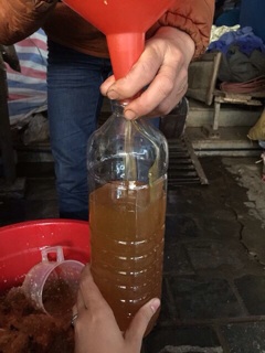 Mật ong rừng chai 1 lít
