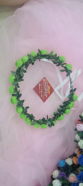 Vòng hoa đội đầu chụp ảnh kỉ yếu, vòng hoa đội đầu cho bé, vòng hoa cô dâu loại 20 bông