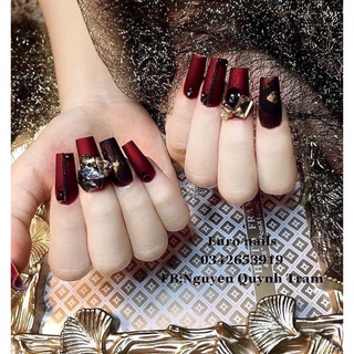 Sơn gel đỏ tuyết