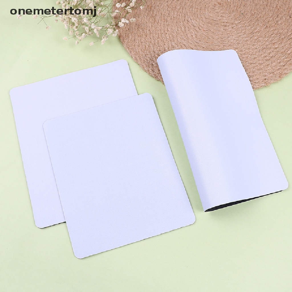 1 Miếng Lót Chuột Máy Tính / Máy Tính / laptop Màu Trắng Bằng Cao Su