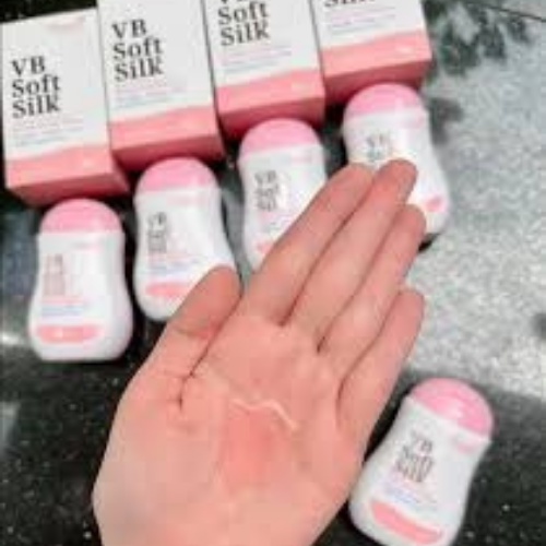 Dung Dịch Vệ Sinh Phụ Nữ Hana Soft Silk, Làm Hồng Vùng Kín Sạch Thơm Khử Mùi Giảm Ngứa 150ml  [ CHÍNH - HÃNG ]