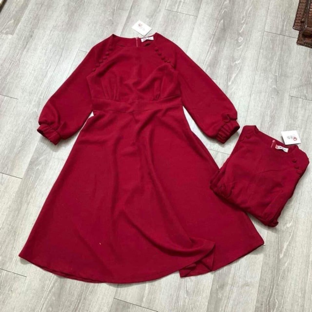 [SALE SOCK] VÁY ĐỎ BỌC KHUY CHIẾT EO hàng VNXK LOẠI 1 | BigBuy360 - bigbuy360.vn