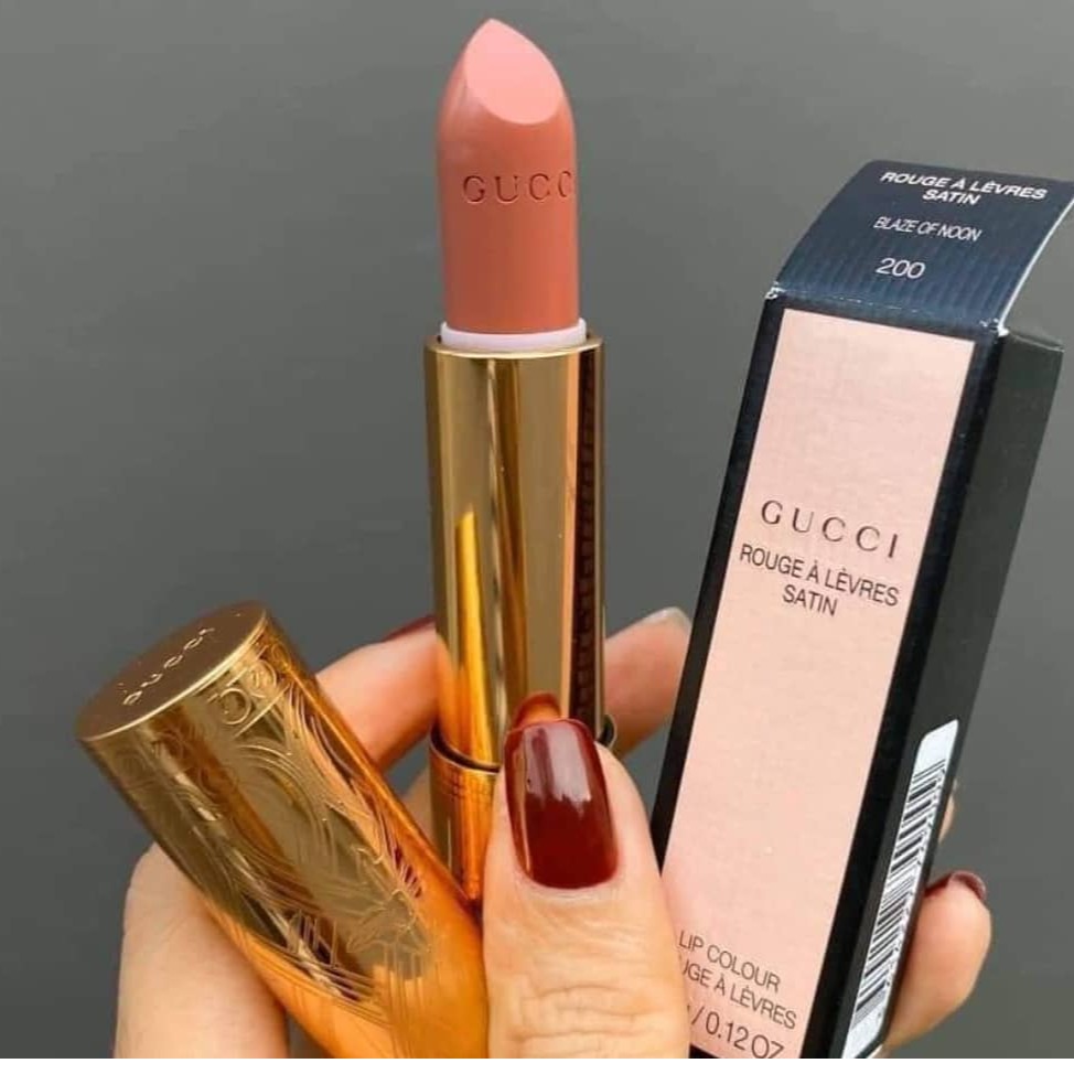 [Gucci Satin_200]Gucci Rouge À Lèvres Satin 200 Blaze Of Noon tông son hồng cam nude ngọt ngào