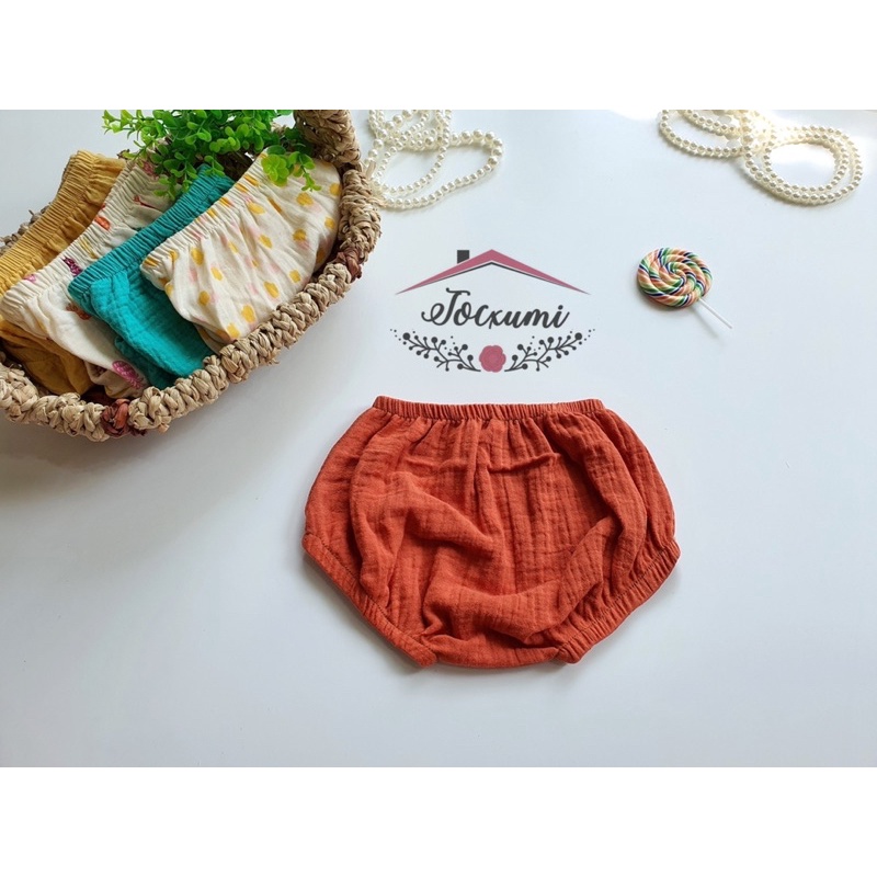 Quần chip xô Muslin mềm mát cao cấp cho bé - Tocxumi