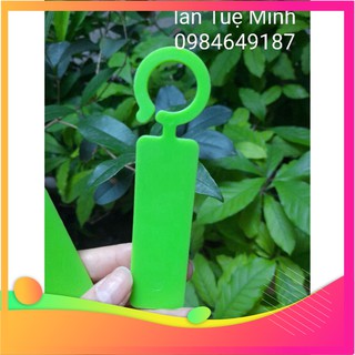 Combo 100 thẻ nhựa cứng có móc ghi tên cây tiện lợi màu xanh lá (Loại 1)