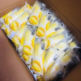 Bánh sữa chua nhân sầu riêng