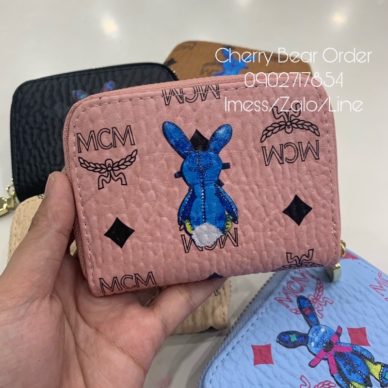 Ví ngắn cầm tay MCeM