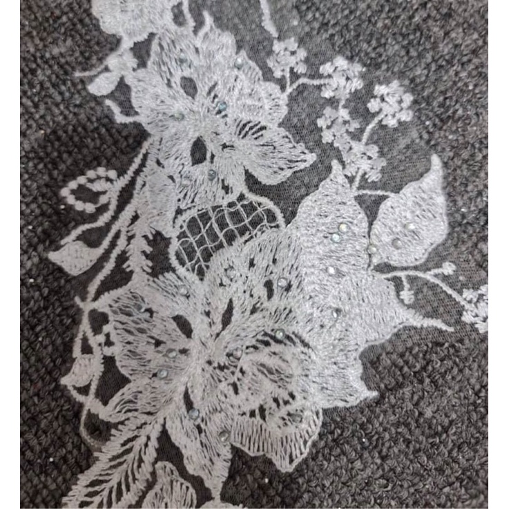 Ren trắng đính đá dùng thiết kế áo cưới hay trang trí,làm đồ handmade