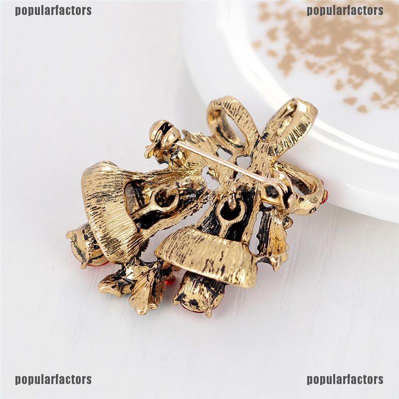 Ghim cài áo hình chuông giáng sinh đẹp mắt