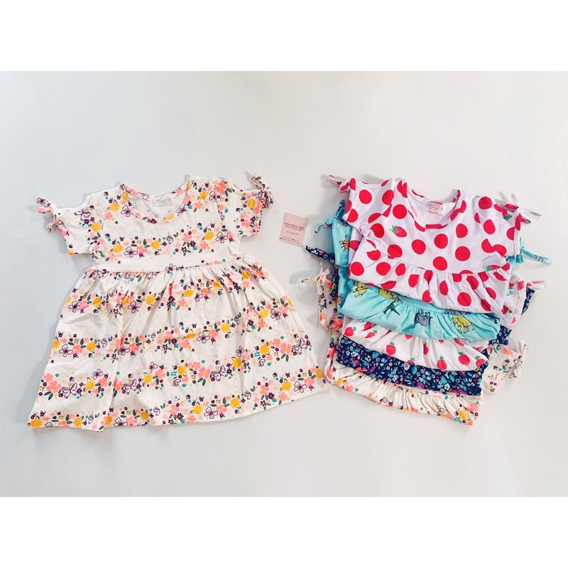 Váy thắt nơ bé gái