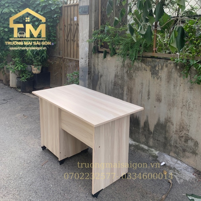 Bàn làm việc gỗ có hộc tủ thông minh giá rẻ chất gỗ Mdf chống thấm ẩm ướt phủ Melamine chống trầy hiện đại Trường Mai