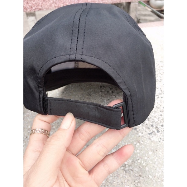 Mũ lưỡi trai dù lỗ in logo cao cấp