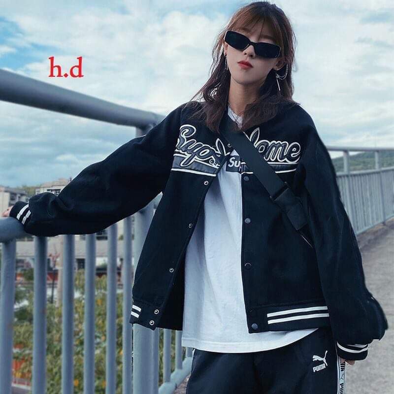 Áo khoác bomber thỏ Sup HĐ12