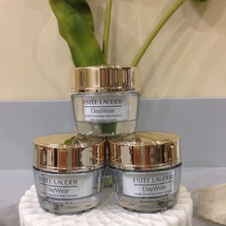 KEM DƯỠNG DAYWEAR ESTEE LAUDER