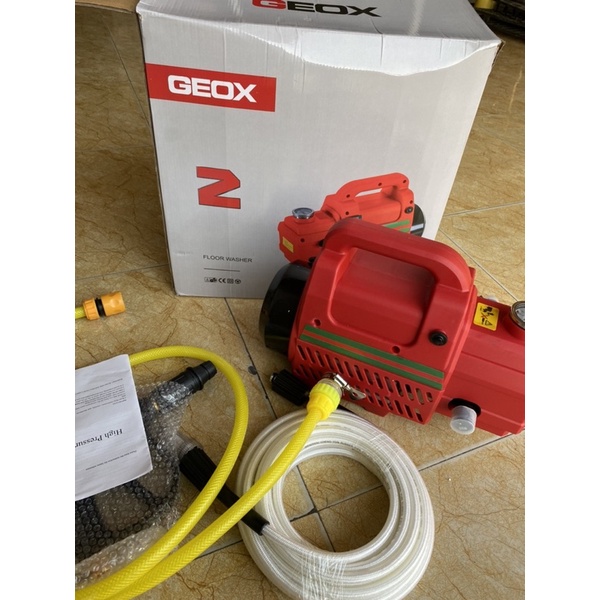 Máy rửa xe Geo RS3 2000w - máy rửa xe gia đình 2000w