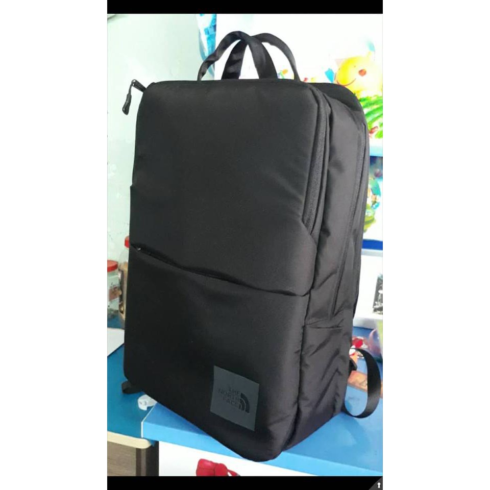 Balo laptop TNF Shuttle Daypack