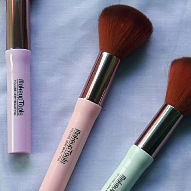 Cọ trang điểm chuyên nghiệp Rose ( Phủ Phấn, Tán Nền, Má Hồng)