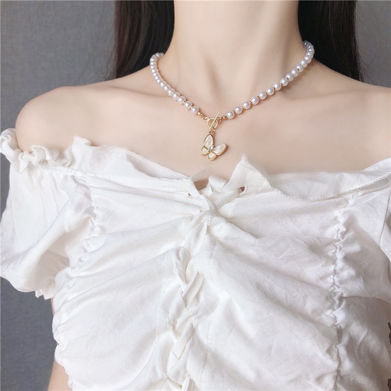 Dây chuyền mặt bướm đính ngọc trai sang trọng