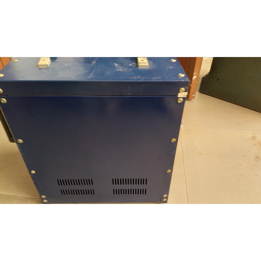 Ổn áp standa 10kw-ổn áp dải 50-250 vôn hàng cũ