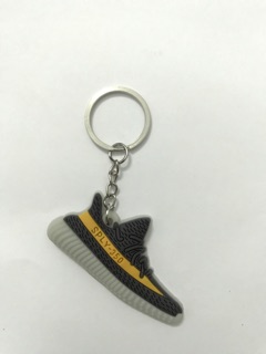 Móc khoá giày adidas 8 cái