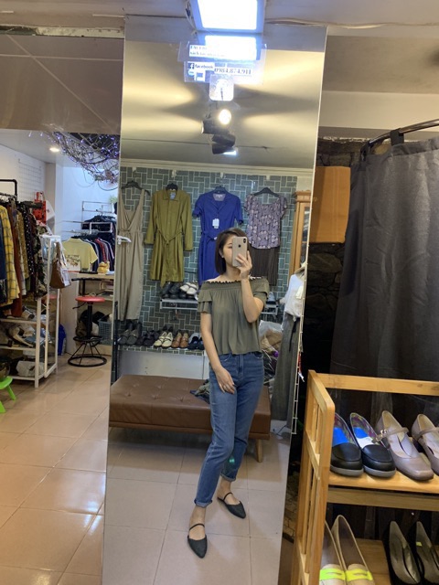 Quần jeans American Eagle