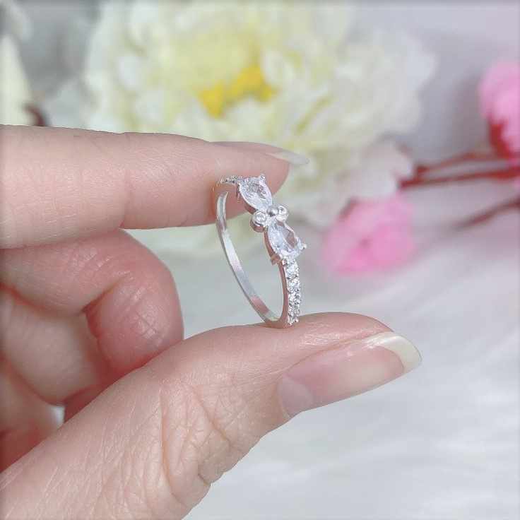 Nhẫn nữ bạc ta mặt hình nơ đính đá nữ tính - Trang sức bạc Evasilver