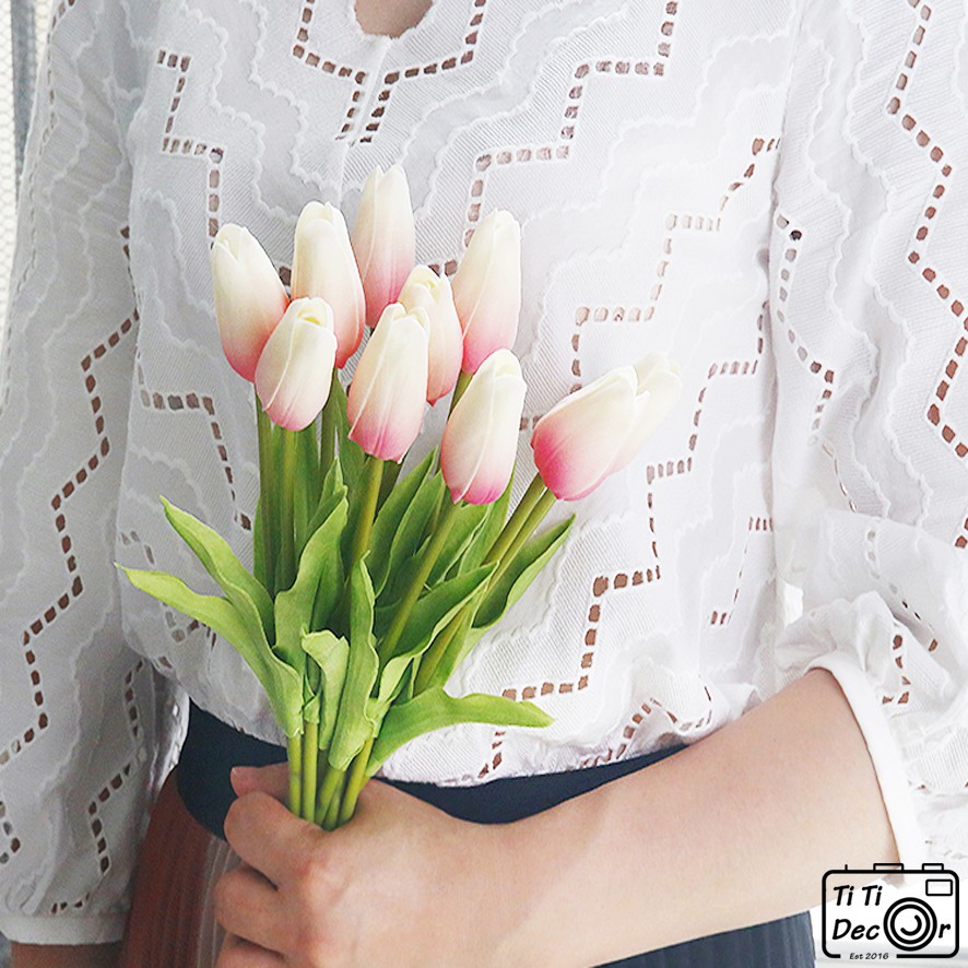 Hoa tulip trang trí chụp ảnh, decor nhà cửa, cửa hàng