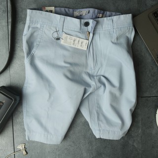 quần short kaki nam VNXK mặc ngang gối trẻ trung năng động