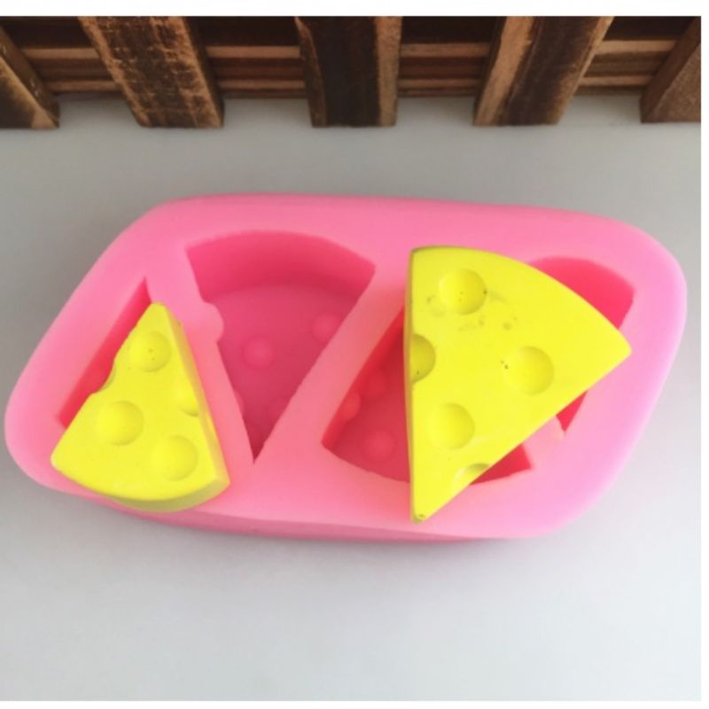 Khuôn silicon 4 - 8 miếng phô mai tom và jerry  làm thạch rau câu, pudding
