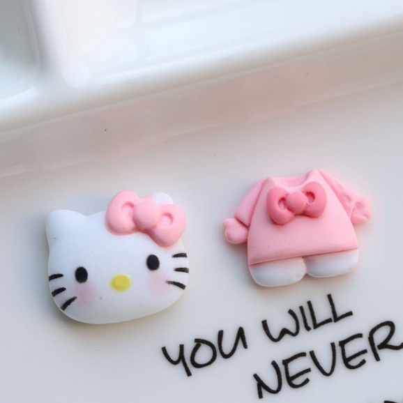 Charm (C489) slime/ Dụng Cụ Charm Trang Trí [Ko Keo &amp; Nút]  Nhân Vật Hoạt Hình &amp; Quần Áo - Giá 01 Cái