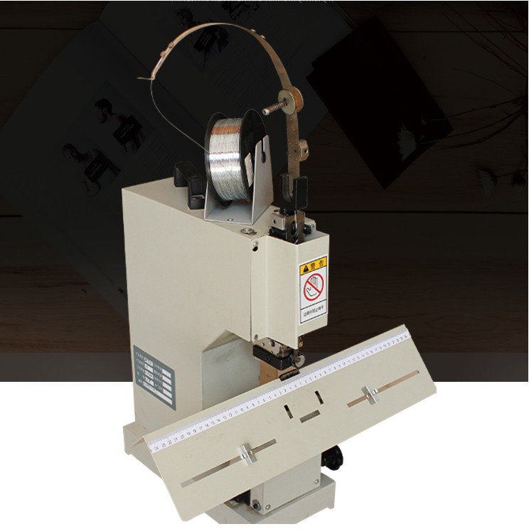 Máy bấm kim điện lồng giữa bấm catalogue cho đơn vị in nhanh