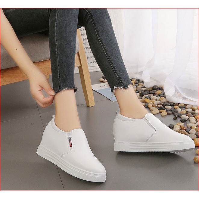 CÓ SẴN MÀU TRẮNG SIZE 37 A92 giầy lười kiểu dáng thể thao độn đế da cực mềm;,