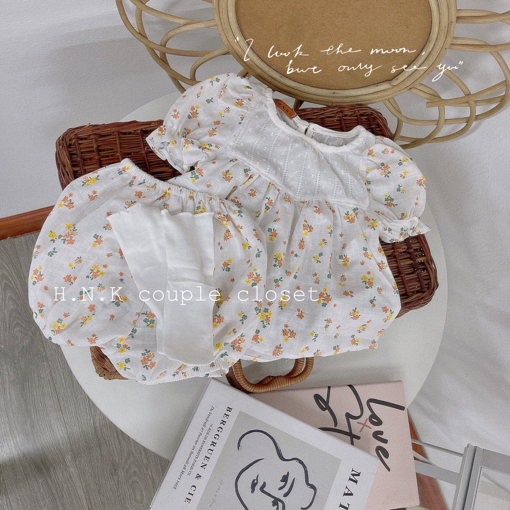 SETG04 Bộ Bé Gái Áo Babydoll Quần Bí Linen xước kèm vớ cho bé 7kg đến 17kg