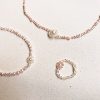 Set nhẫn, vòng tay và choker hạt cườm hoa cúc phối hạt trai