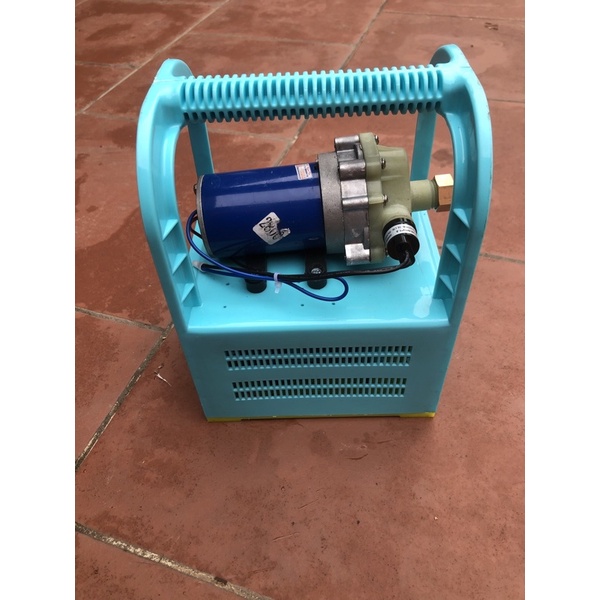 Bộ Máy tăng áp 12v model 2800 cao cấp có  quai sách kèm đổi nguồn