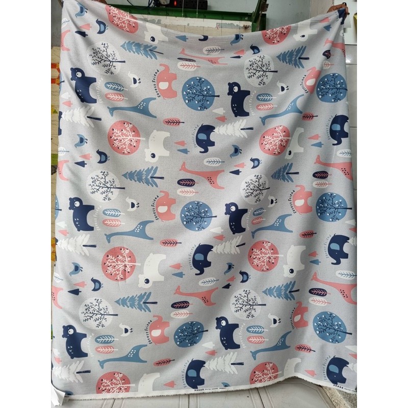 Vải hoạt hình may drap cho bé-vải cotton nhập khẩu Hàn quốc mềm mịn hình gấu