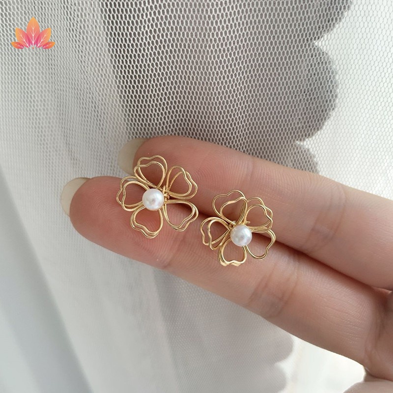 Khuyên Tai Hình Hoa Rỗng Màu Bạc Dễ Thương Jp5
