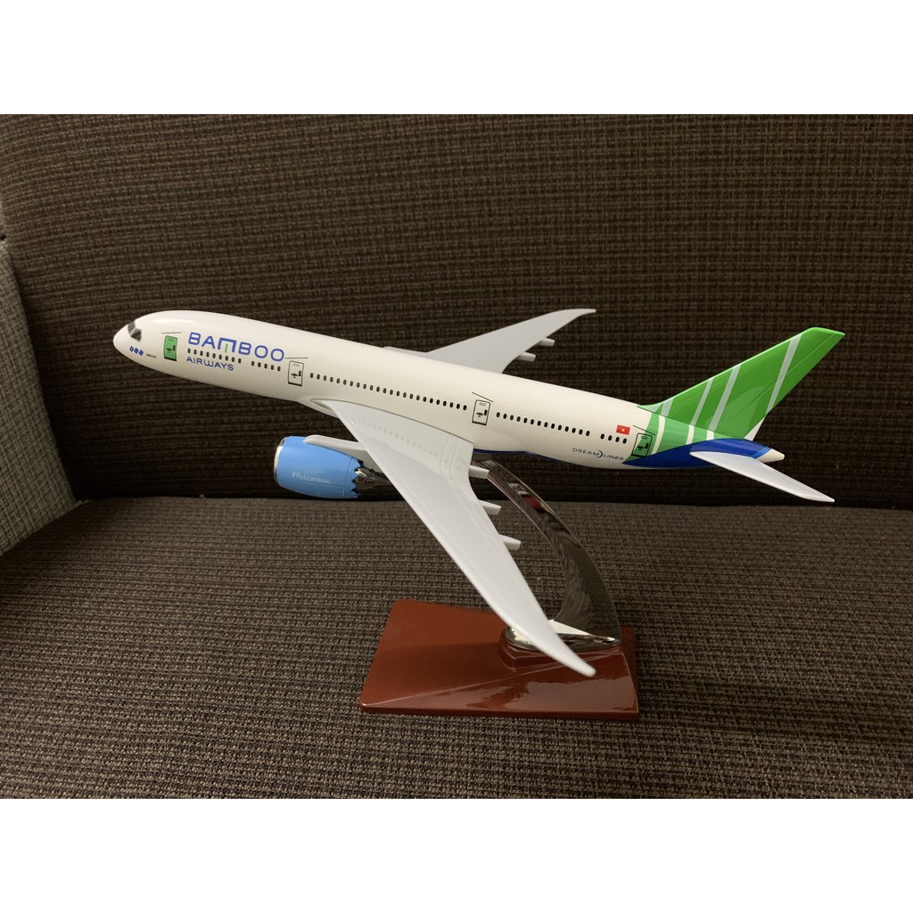 Xả kho MÔ HÌNH MÁY BAY Bamboo Airways 28cm đế gỗ đẹp, giá sỉ